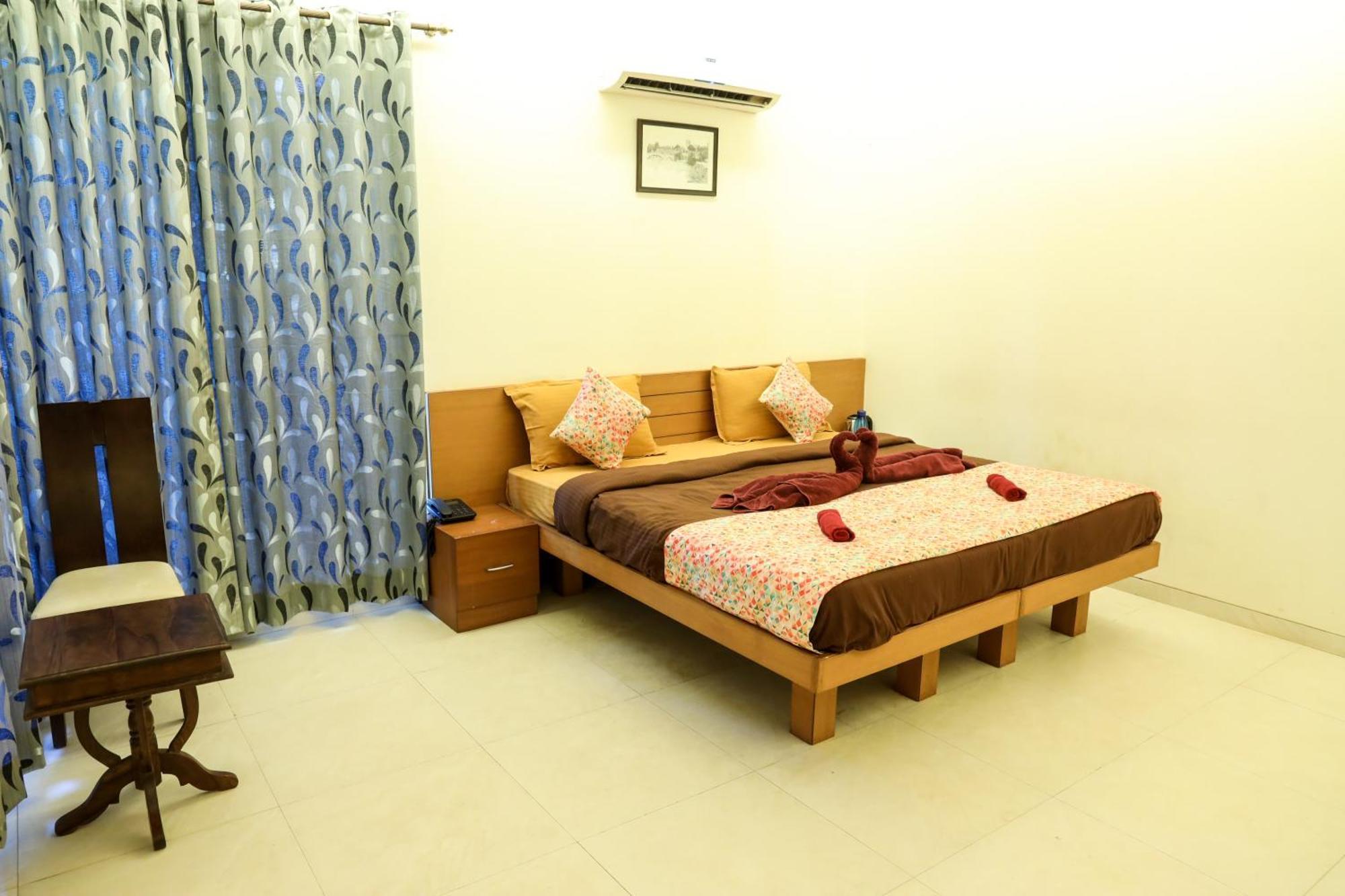 Surya Kiran Miramar Bed and Breakfast Panaji Kamer foto